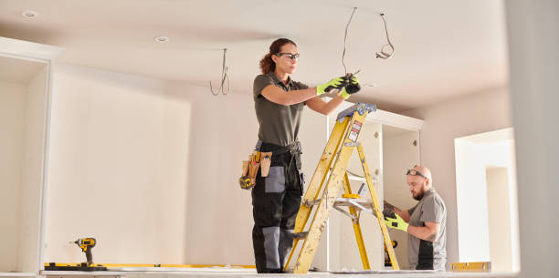 Best Electrical Contractors for Businesses  in Bethalto, IL